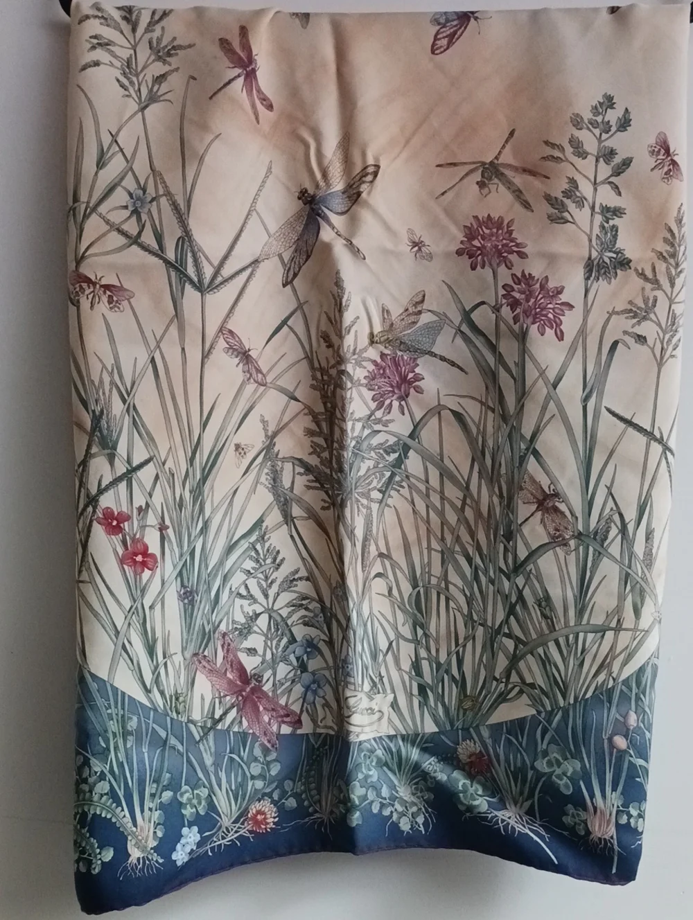 GUCCI VTG FLORAL INSECT PRINT SILK SCARF